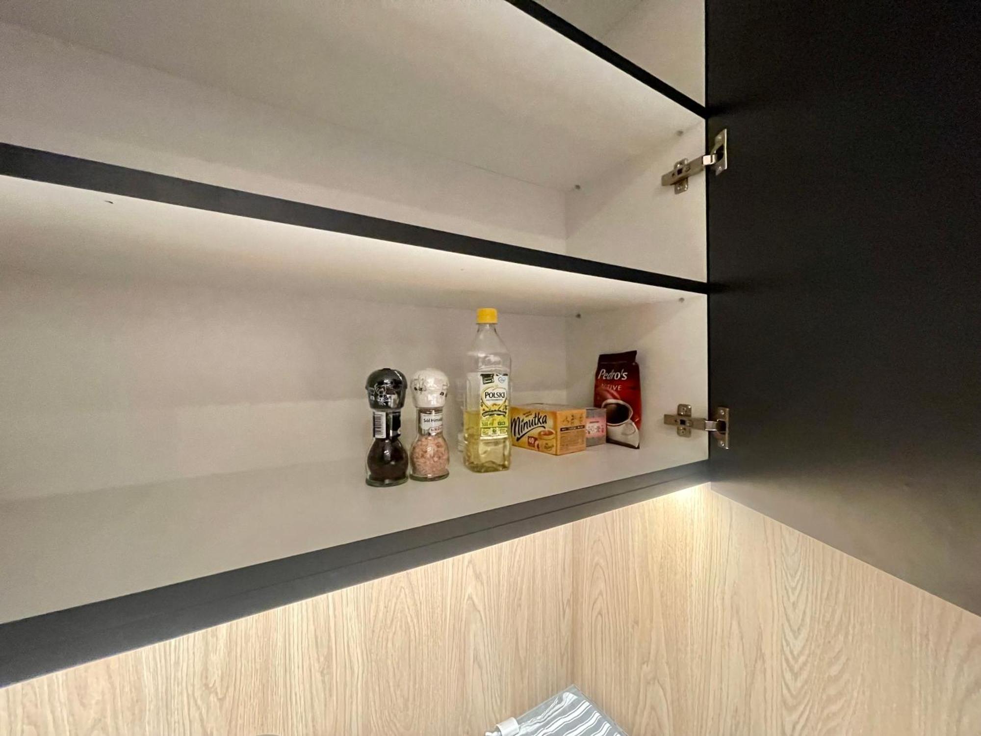 Time&House Pileckiego Przy Centrum Onkologi I Klinice Novum Apartament Na Wylacznosc Pokoj,Sypialnia,Lozko, Lazienka,Kuchnia Apartman Varsó Kültér fotó